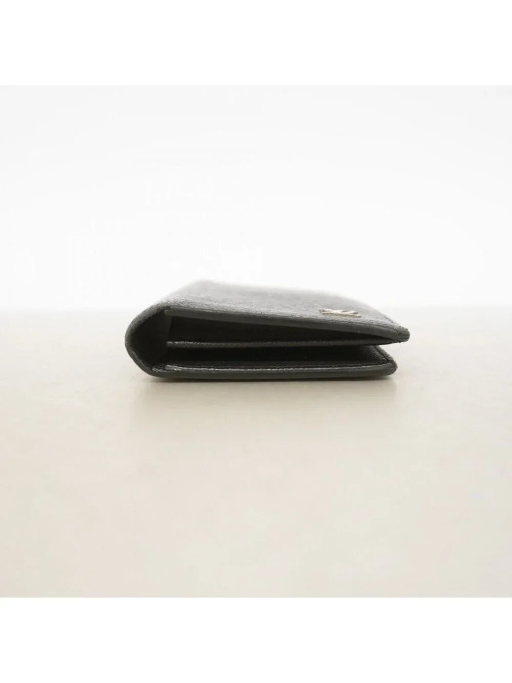 Louis Vuitton Wallet Taiga Portefeuille Brazza Noir